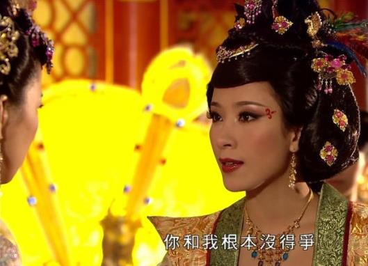 白莲花是什么意思?心机圣母婊白莲花女人性格 如何鉴定白莲花绿茶婊