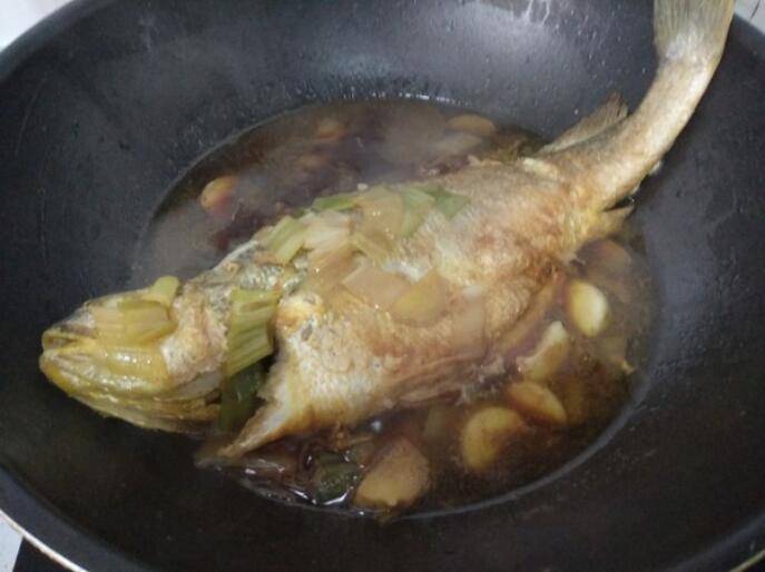 大黄花鱼怎么做好吃(大黄花鱼怎样做才好吃)