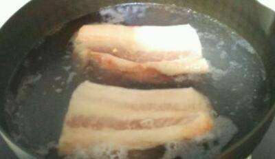 回锅肉的家常做法(回锅肉的家常做法)