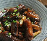 黄鳝怎么烧(鳝段怎么烧如何烧鳝段才好吃)