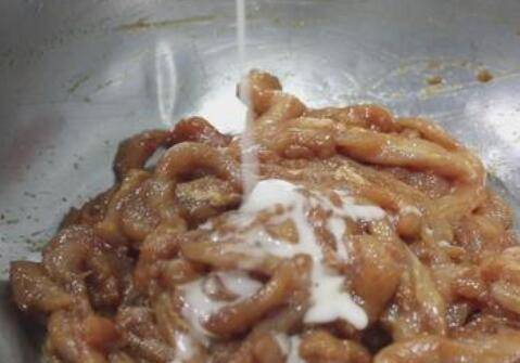芹菜炒肉怎么做(芹菜炒肉怎么做？)