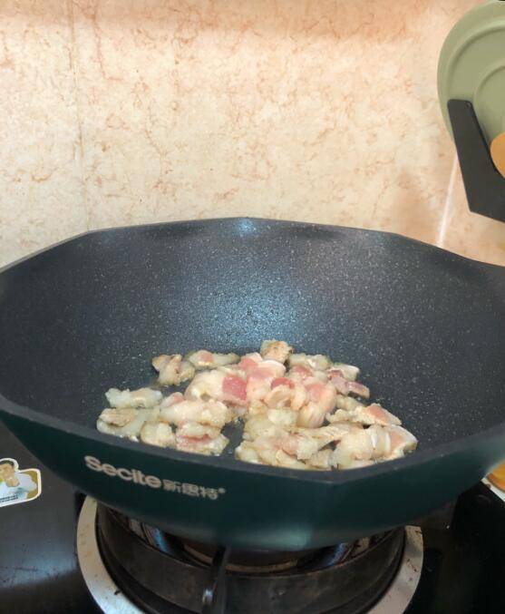 蒜苗怎么做好吃又简单(嫩蒜苗怎么做好吃)