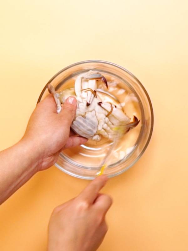 螃蟹需要蒸几分钟(螃蟹需要蒸几分钟才能熟?螃蟹蒸多长时间是最好的?)