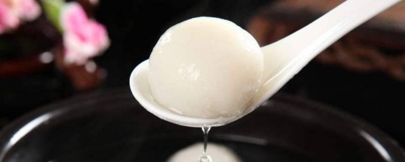煮汤圆用冷水还是热水(煮汤圆需要冷水下锅还是热水下锅)