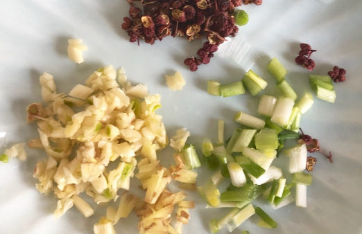 豆腐做法(几种豆腐的做法？)