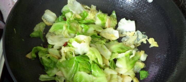 手撕包菜做法(手撕包菜的推荐做法?)