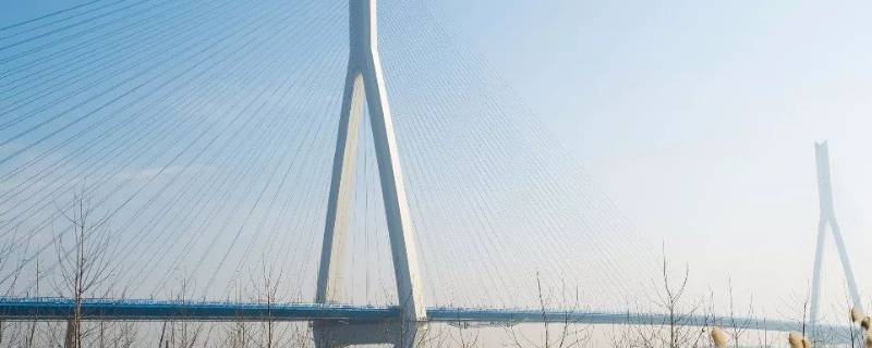 武汉长江大桥建成时间(武汉长江大桥什么时间开始建造)
