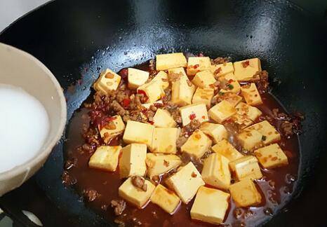 嫩豆腐怎么吃(嫩豆腐怎么做好吃又简单)