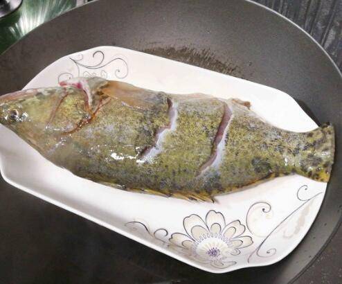 桂花鱼怎么做好吃又简单(桂鱼怎么样做更好吃)