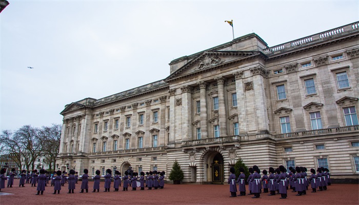 英国和中国差几个小时 英国和中国的时差是多少