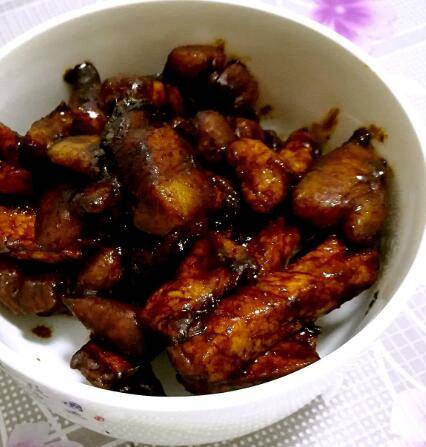 怎么做烧肉块(黄花菜烧肉块的做法