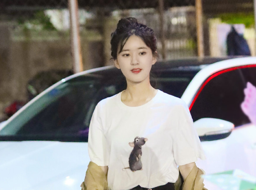 上镜胖十斤?很可能是以下3个地方不对劲,改善后照片比真人要美
