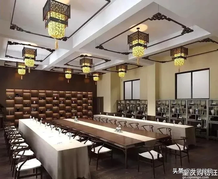 凭什么?开学第一天,重庆这所学校就火上了人民日报
