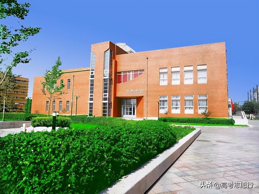 录取分数超过985，这所普通大学真的就那么好？高分考生斟酌